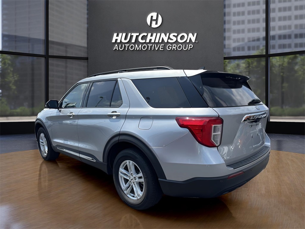 2023 Ford Explorer XLT photo 5