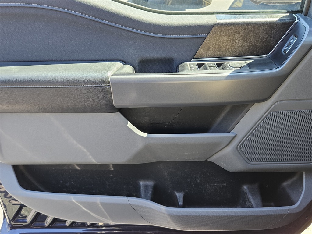2021 Ford F-150 XLT photo 28