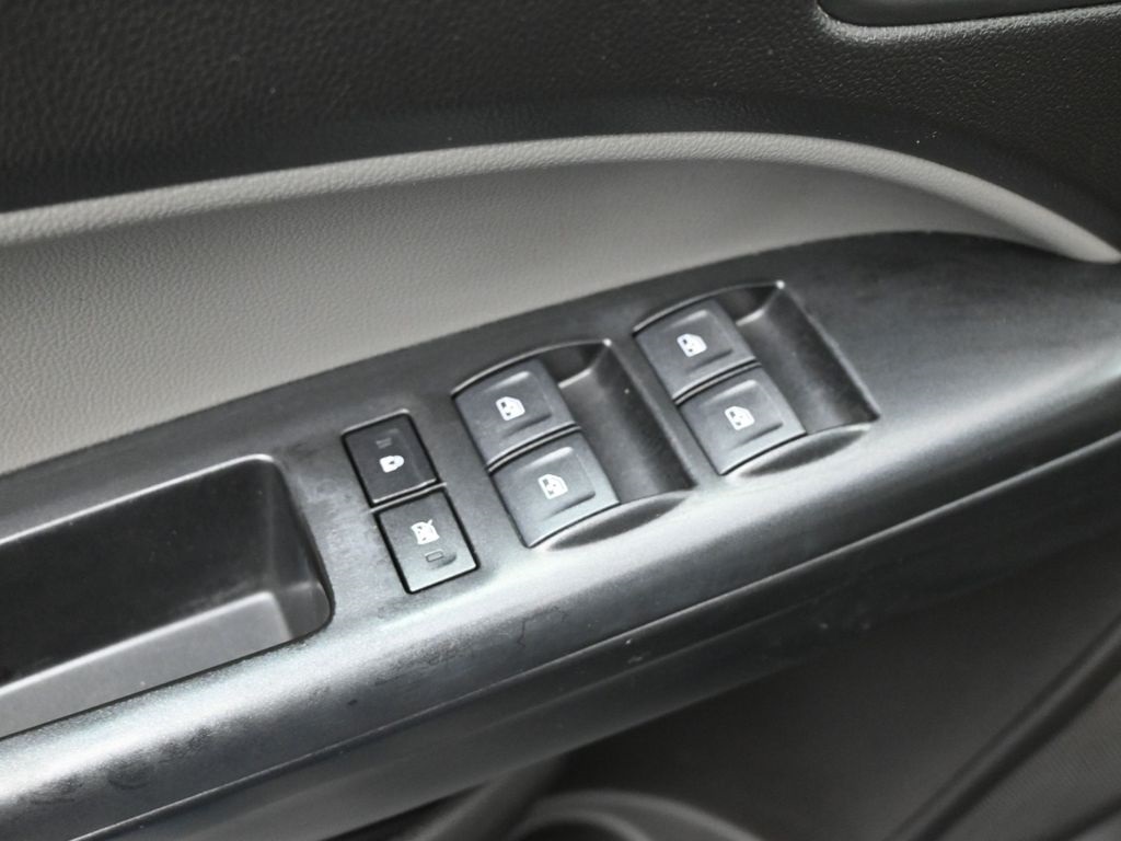 2018 Gmc Canyon Base photo 21