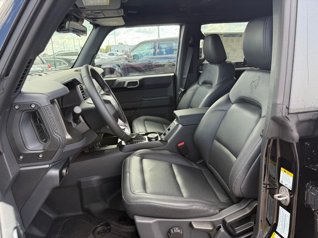2025 Ford Bronco Big Bend photo 2