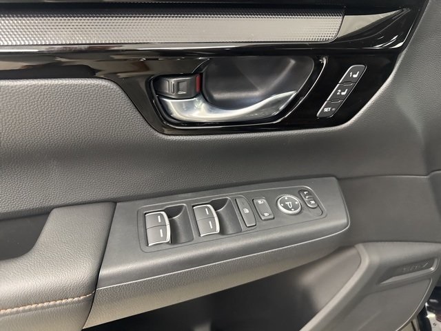 2026 Honda CR-V Hybrid Sport Touring photo 18