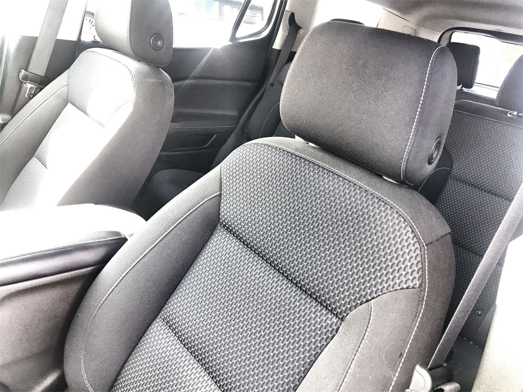 2023 Gmc Acadia SLE photo 9