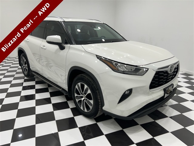 2020 Toyota Highlander XLE photo 7