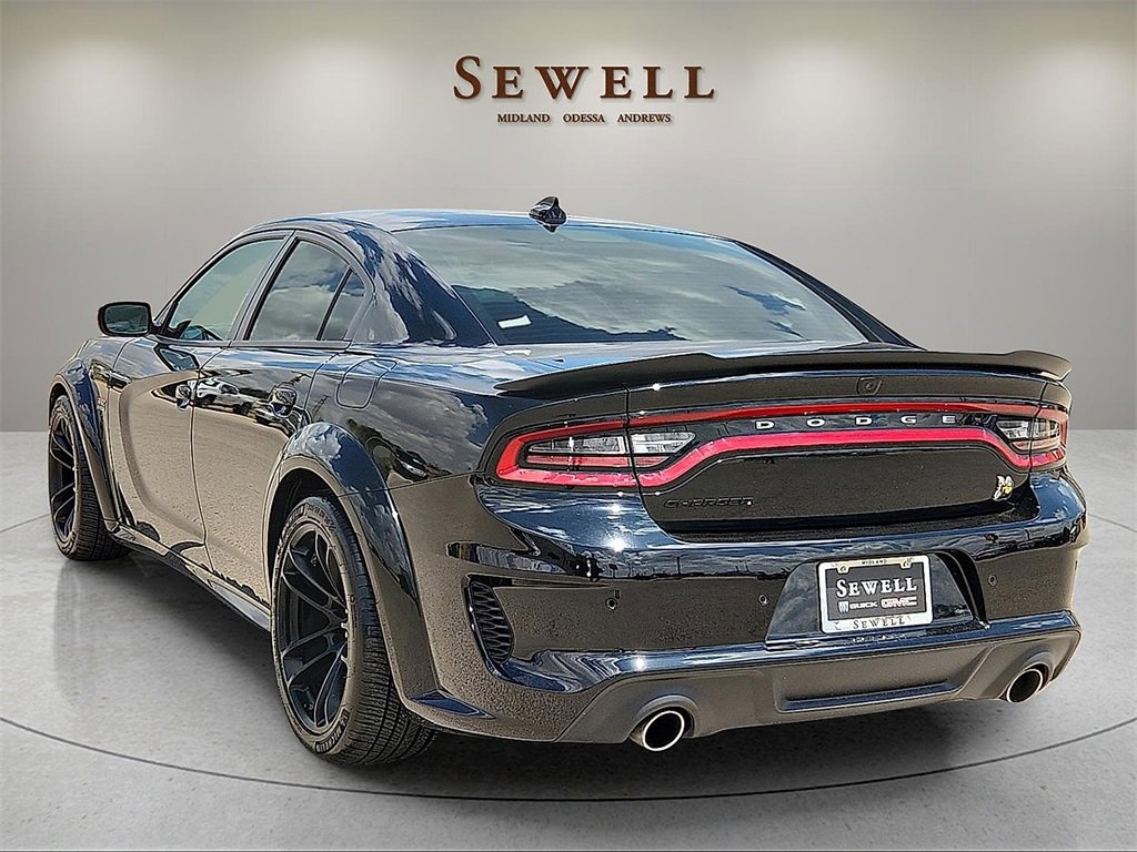 2023 Dodge Charger R/T Scat Pack Widebody photo 2