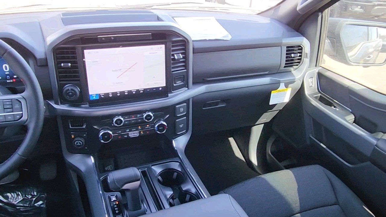 2025 Ford F-150 XLT photo 15