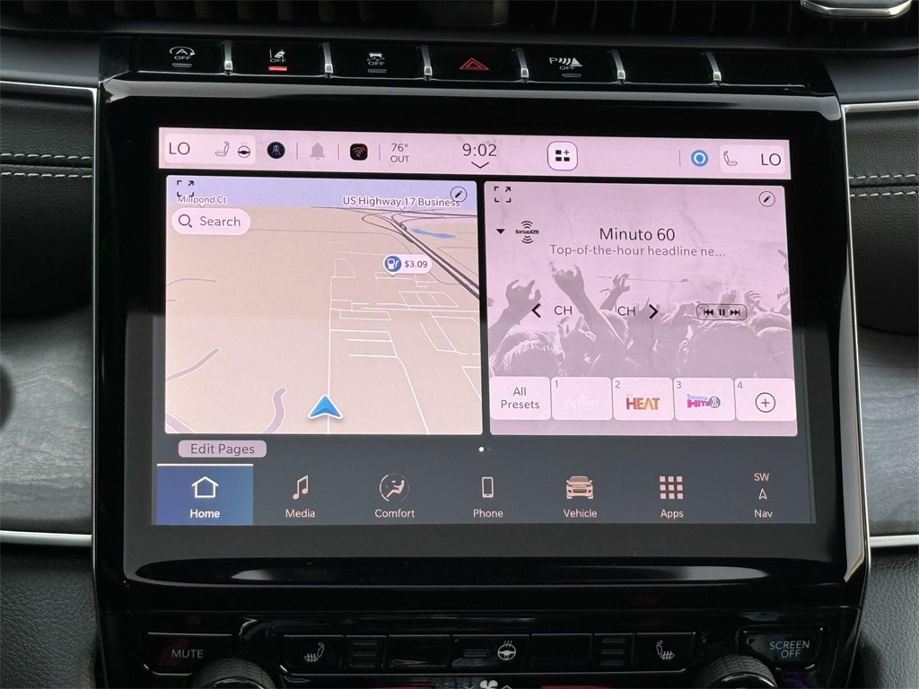 2025 Jeep Grand Cherokee Limited photo 3