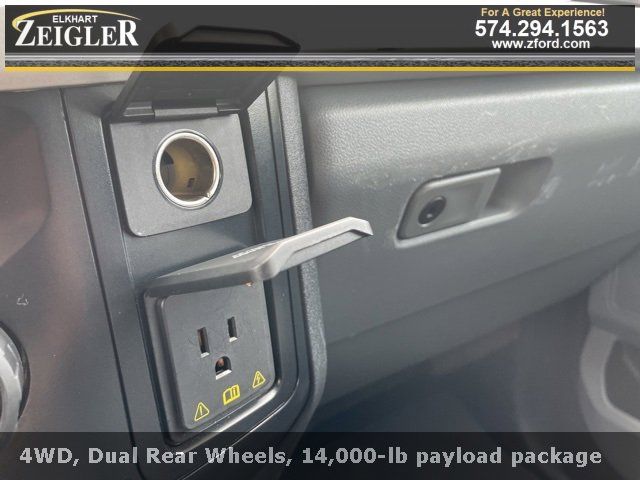 2024 Ford F-350 XLT photo 20