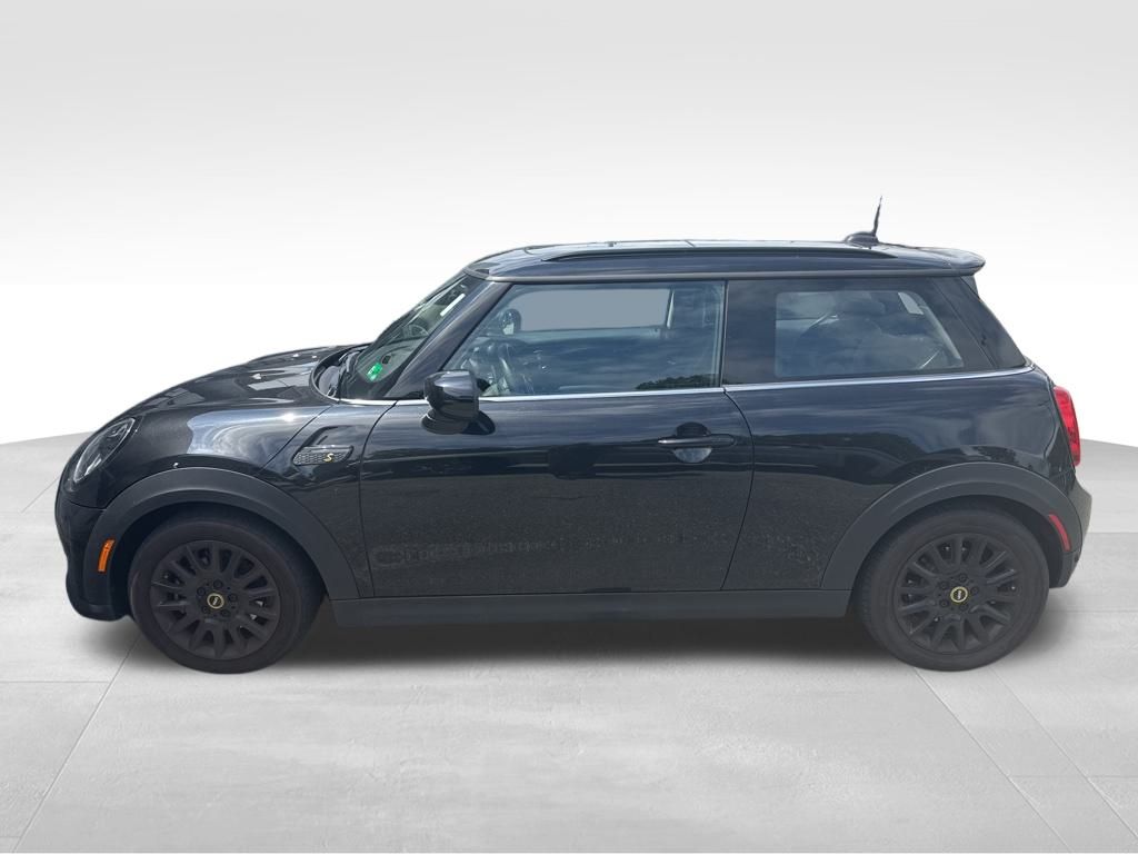 Used 2023 MINI Hardtop 2 Door SE with VIN WMW13DJ06P2T98229 for sale in Newport News, VA