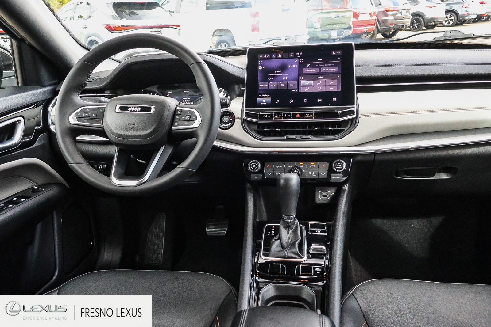 2023 Jeep Compass Limited photo 11