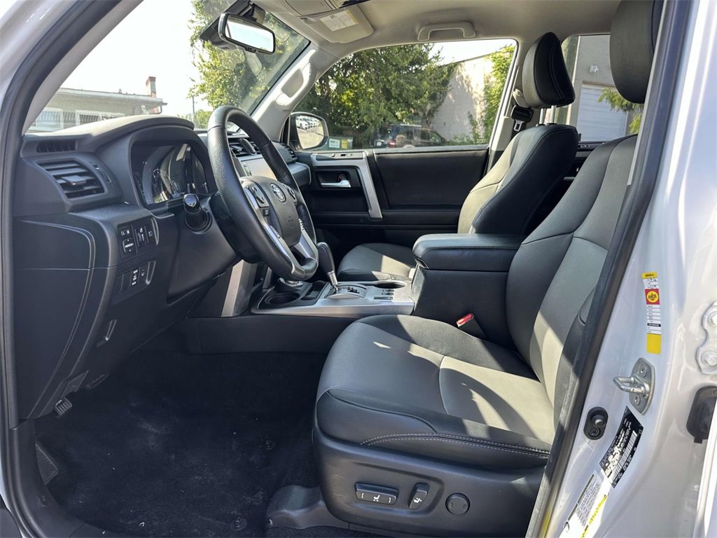 2024 Toyota 4Runner SR5 Premium photo 15