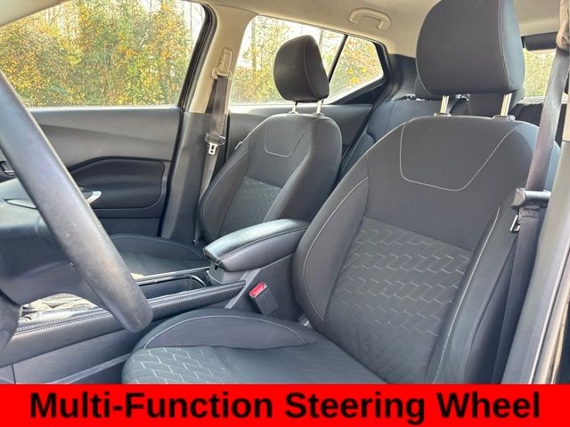 2023 Nissan Kicks SV photo 4