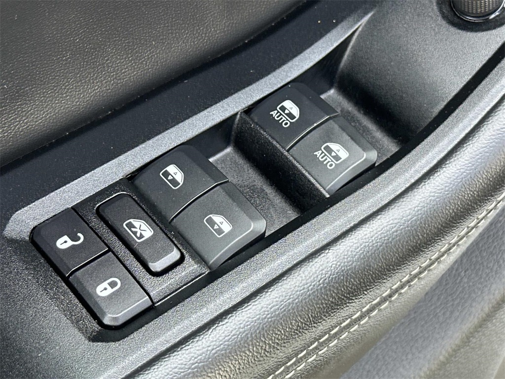 2024 Jeep Grand Cherokee Altitude photo 26