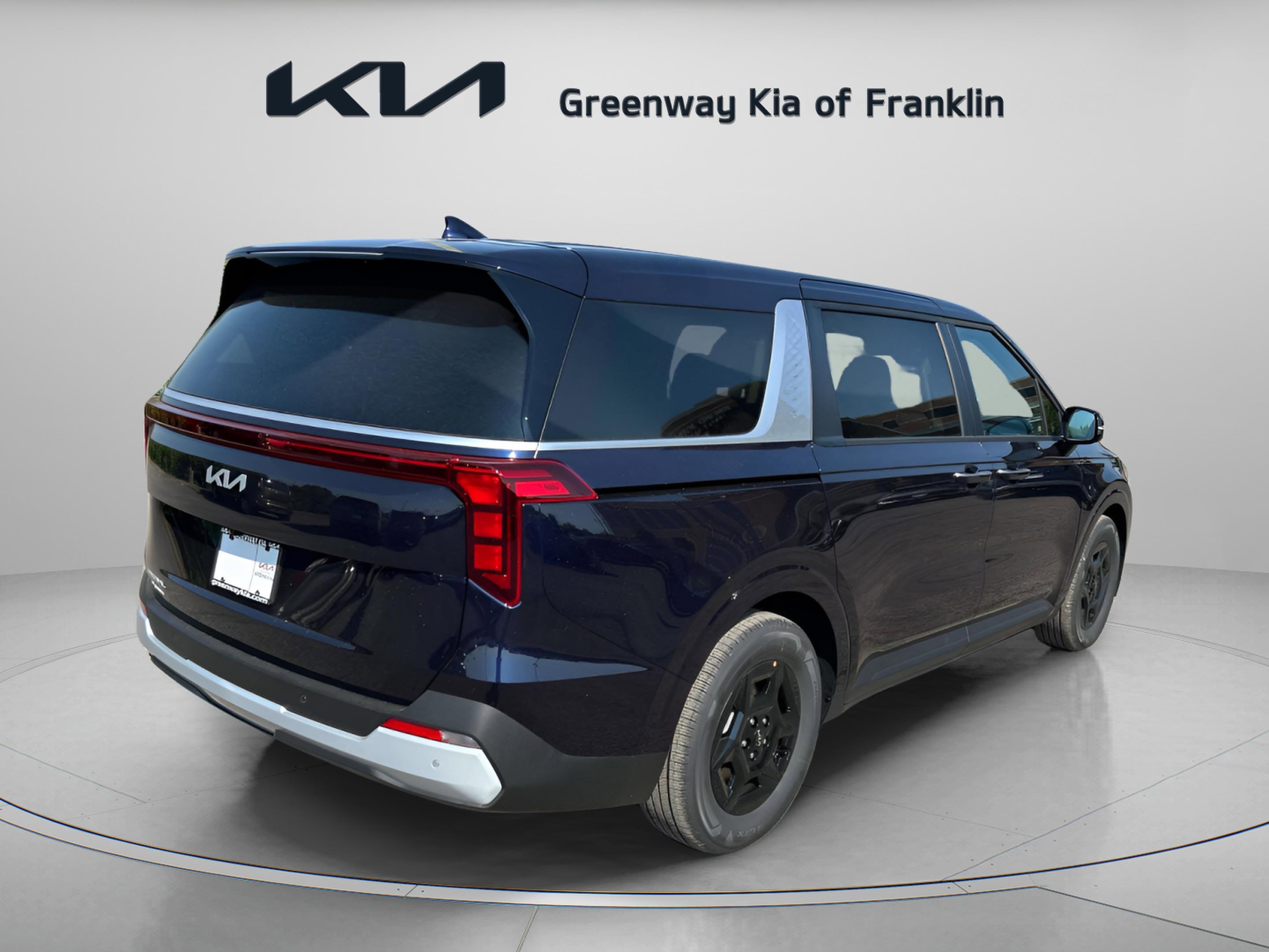 2026 Kia Carnival LX photo 7
