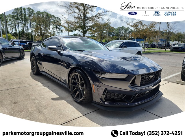 2025 Ford Mustang Dark Horse's photo