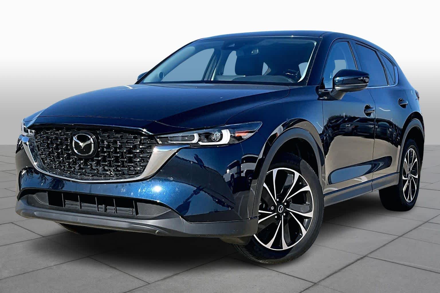 2023 Mazda CX-5 S Premium package's photo