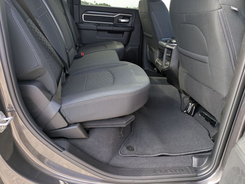 2025 Ram 2500 Big Horn photo 26
