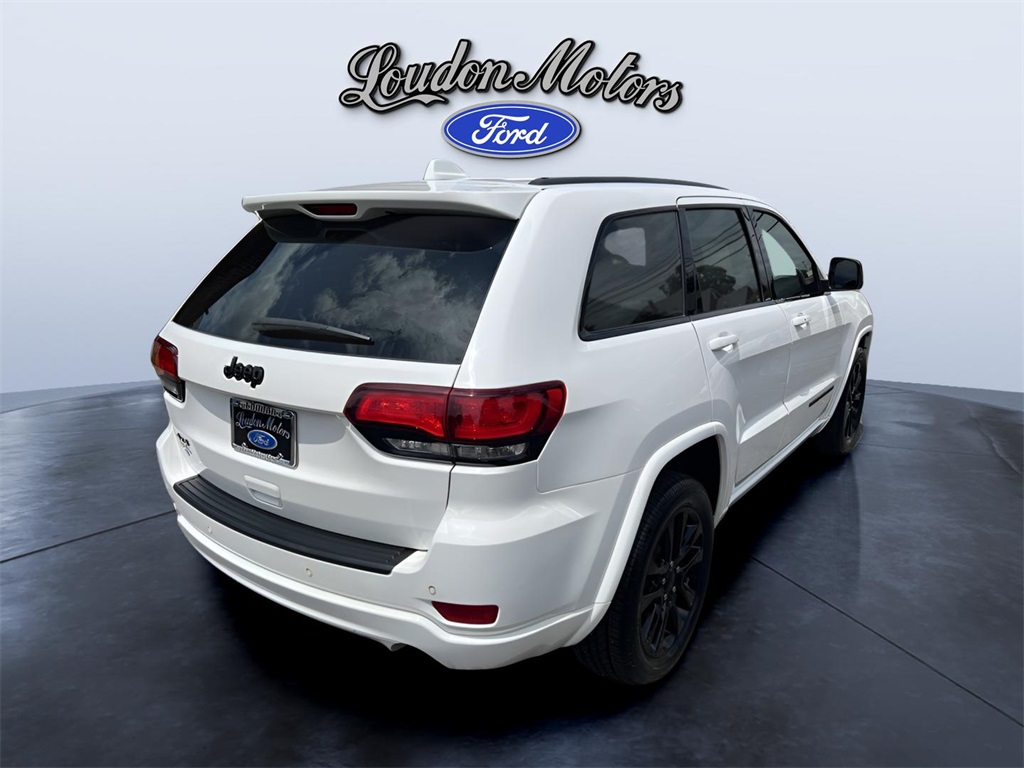2020 Jeep Grand Cherokee Altitude photo 5
