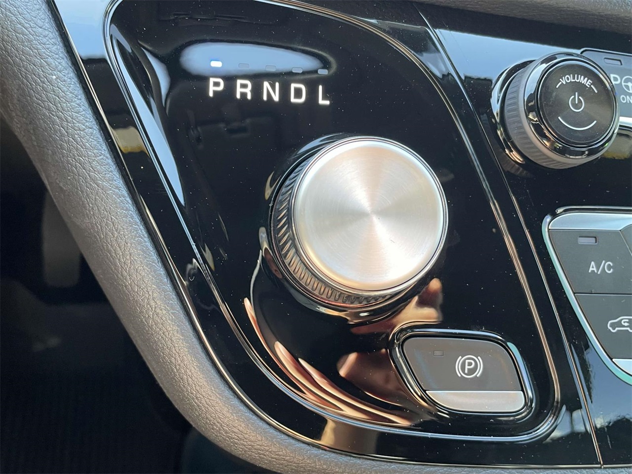 2025 Chrysler Pacifica photo 20