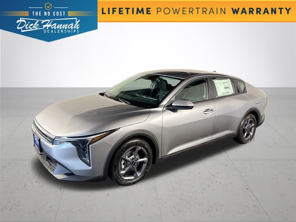 2025 Kia K4 LXS's photo