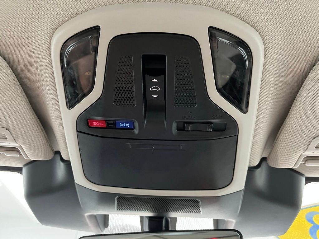 2023 Subaru Legacy Limited photo 7