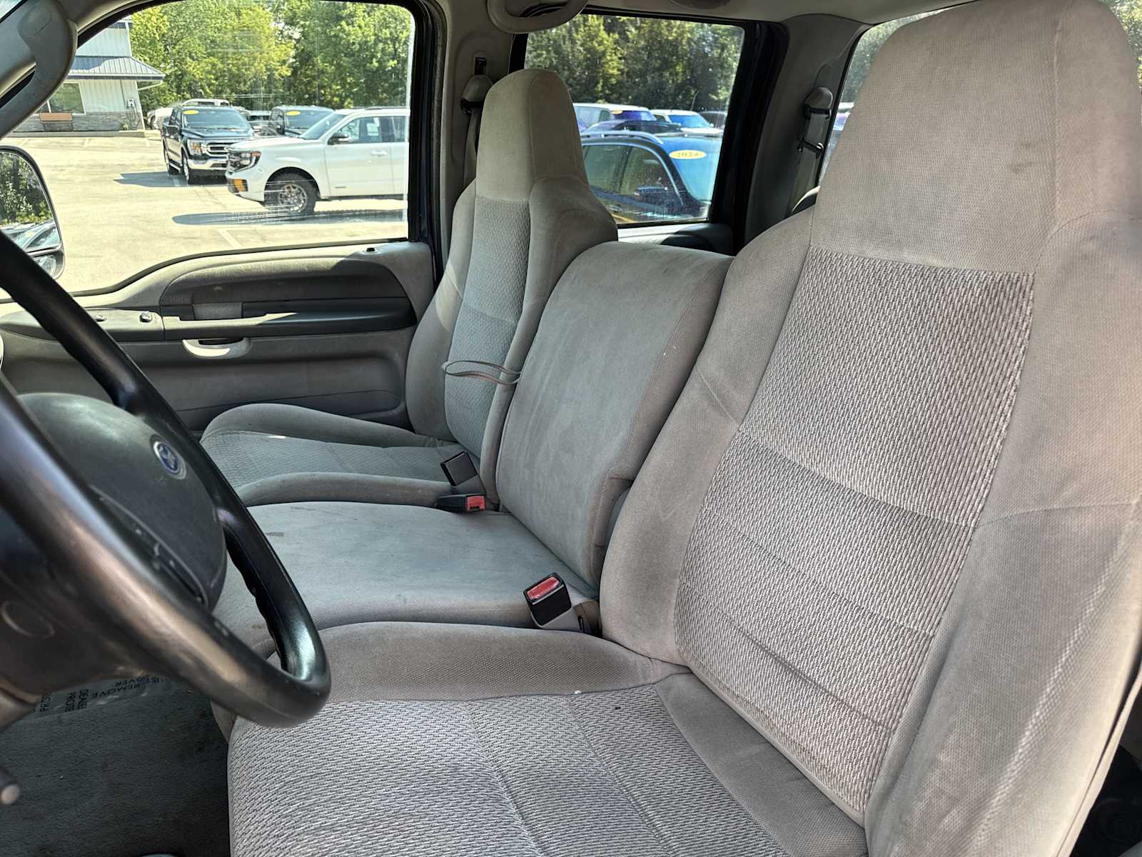 2003 Ford F-250 XLT photo 19