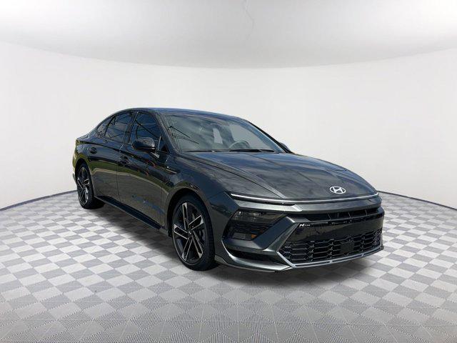 2025 Hyundai Sonata N Line photo 2