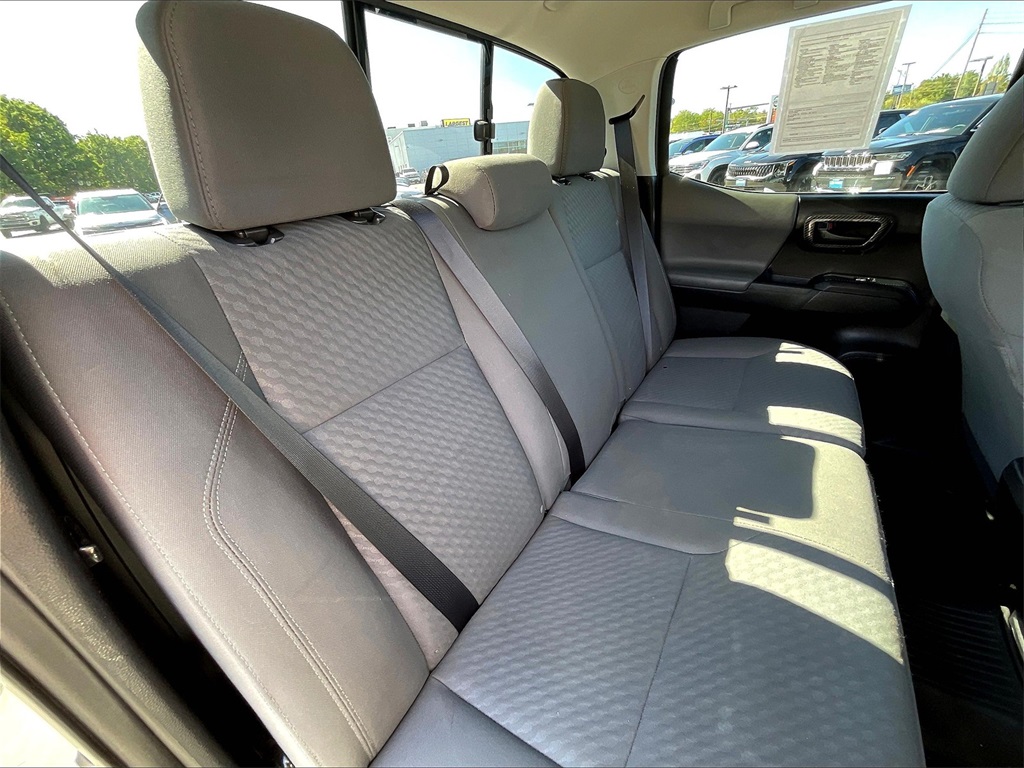 2020 Toyota Tacoma SR photo 15