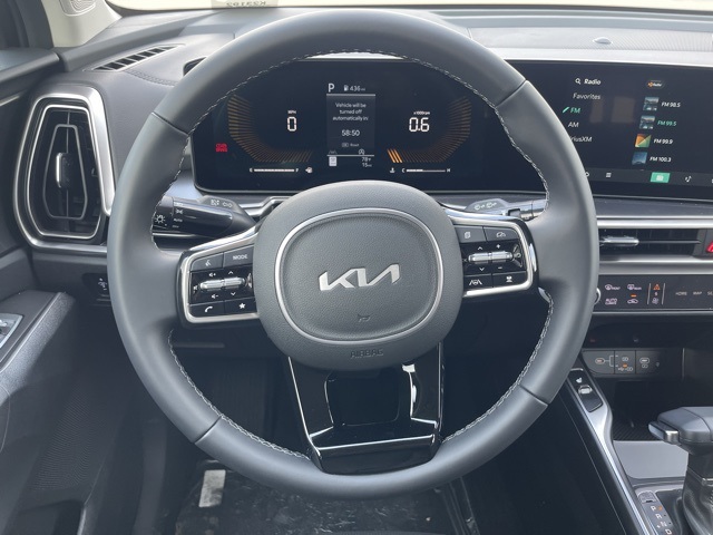 2025 Kia Sorento S photo 8