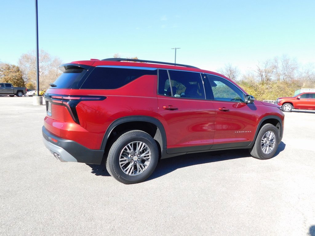 2026 Chevrolet Traverse photo 3