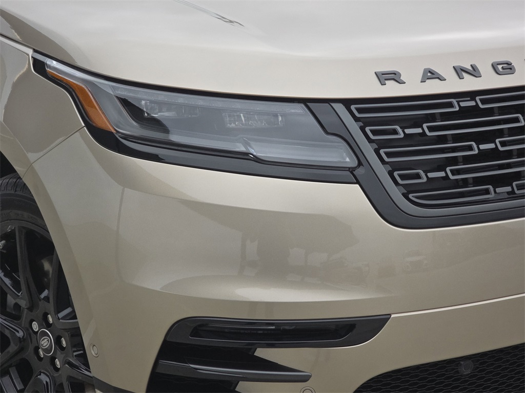 2026 Land Rover Range Rover Velar SE photo 28