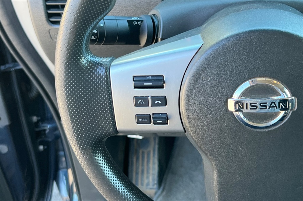 2017 Nissan Frontier SV photo 23