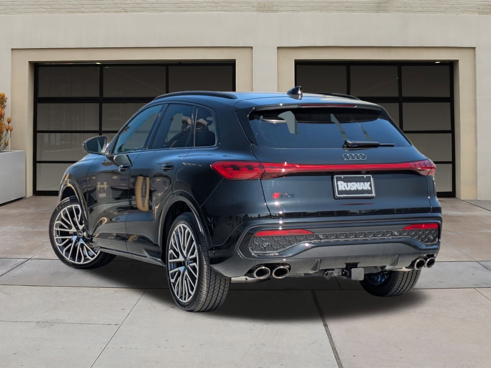 2025 Audi SQ5 Premium Plus photo 3