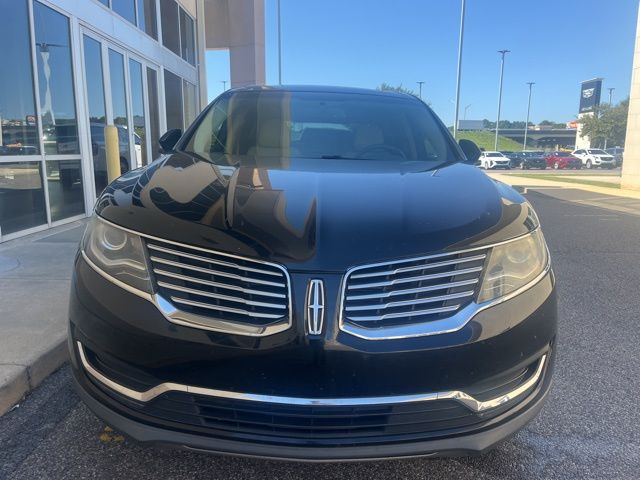 2017 Lincoln MKX Reserve photo 2