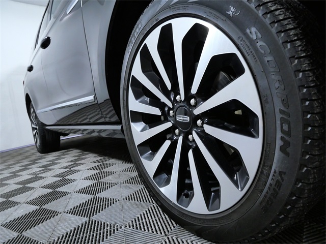 Used 2024 Lincoln Navigator Reserve L with VIN 5LMJJ3LG9REL05341 for sale in Apple Valley, Minnesota