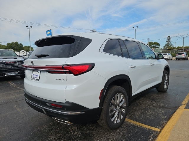 2026 Buick Enclave Preferred photo 3