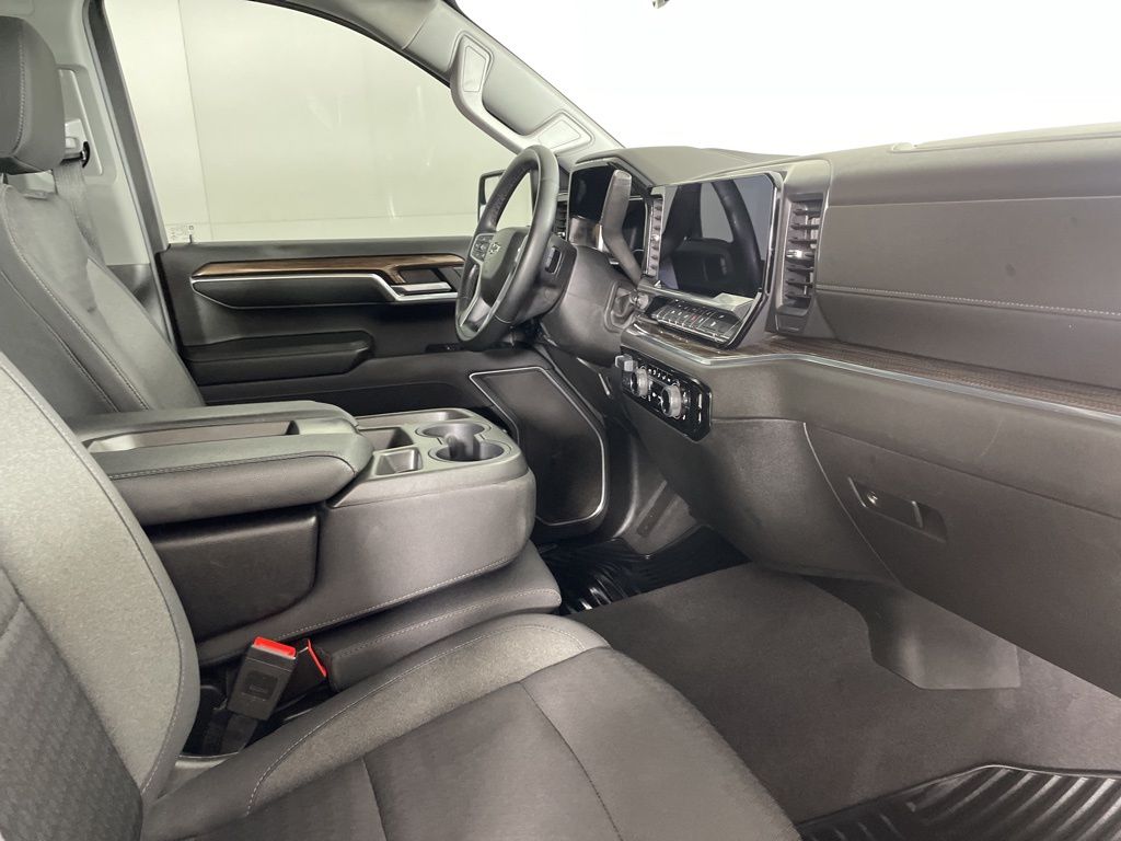 2023 Chevrolet Silverado 1500 RST photo 15