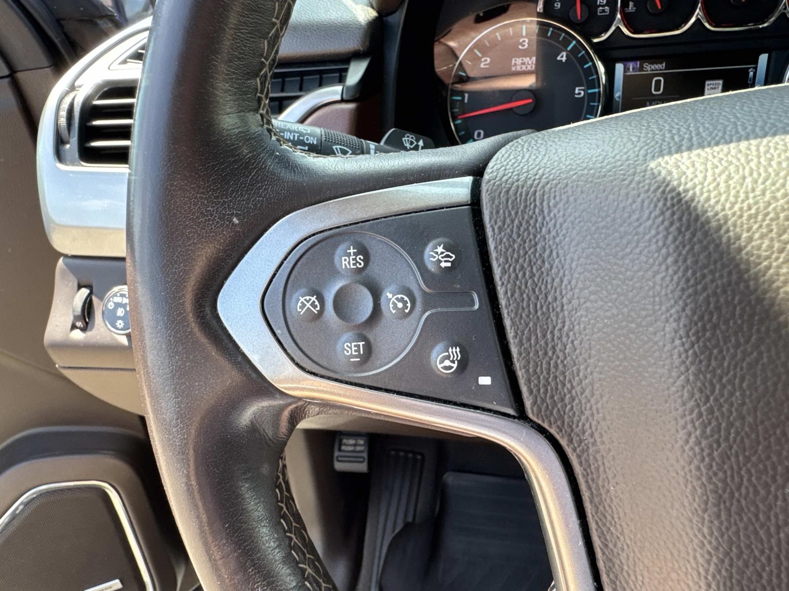 2020 Chevrolet Suburban Premier photo 22