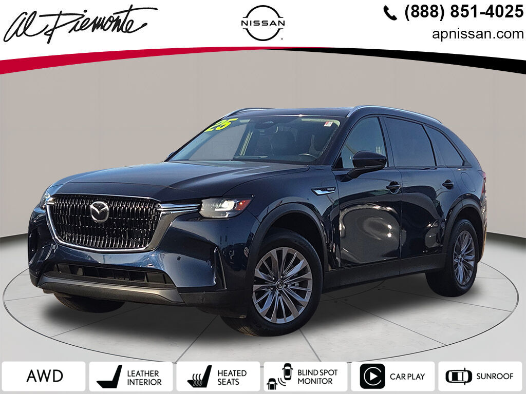 2025 Mazda CX-90 Preferred Package's photo