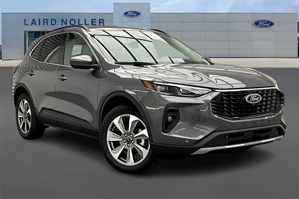 2025 Ford Escape Platinum photo 2