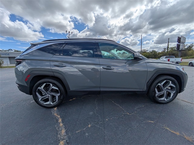 2024 Hyundai Tucson Limited photo 3