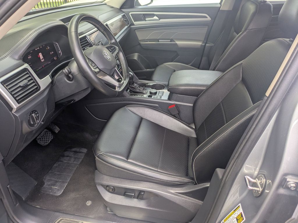 2022 Volkswagen Atlas V6 SE Technology photo 12