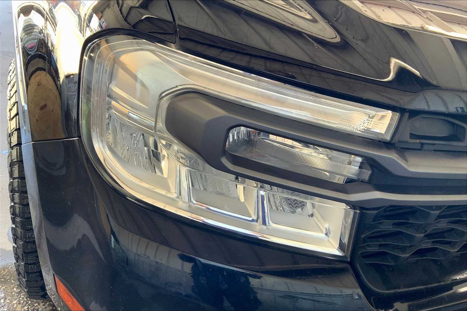 2022 Ford Maverick XLT photo 26