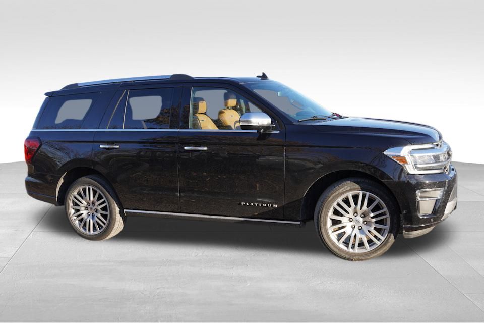 2024 Ford Expedition Platinum photo 2