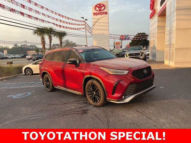 2024 Toyota Highlander XSE's photo