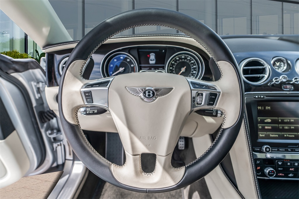 2018 Bentley Flying Spur V8 photo 29