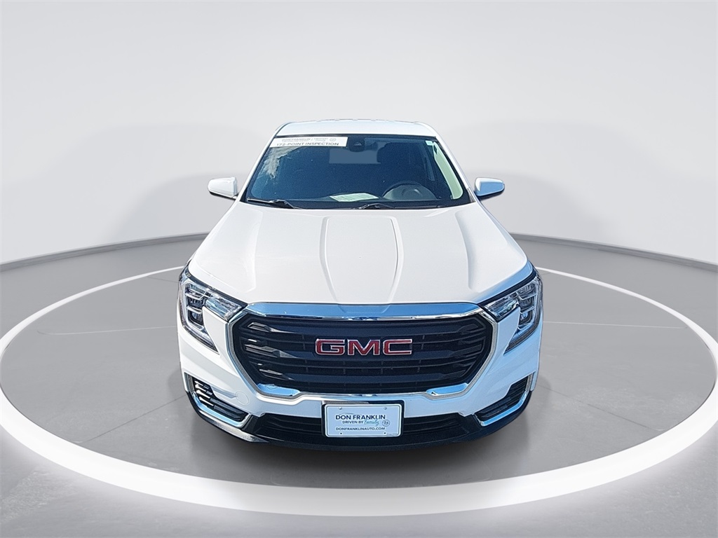 2024 Gmc Terrain SLE photo 3