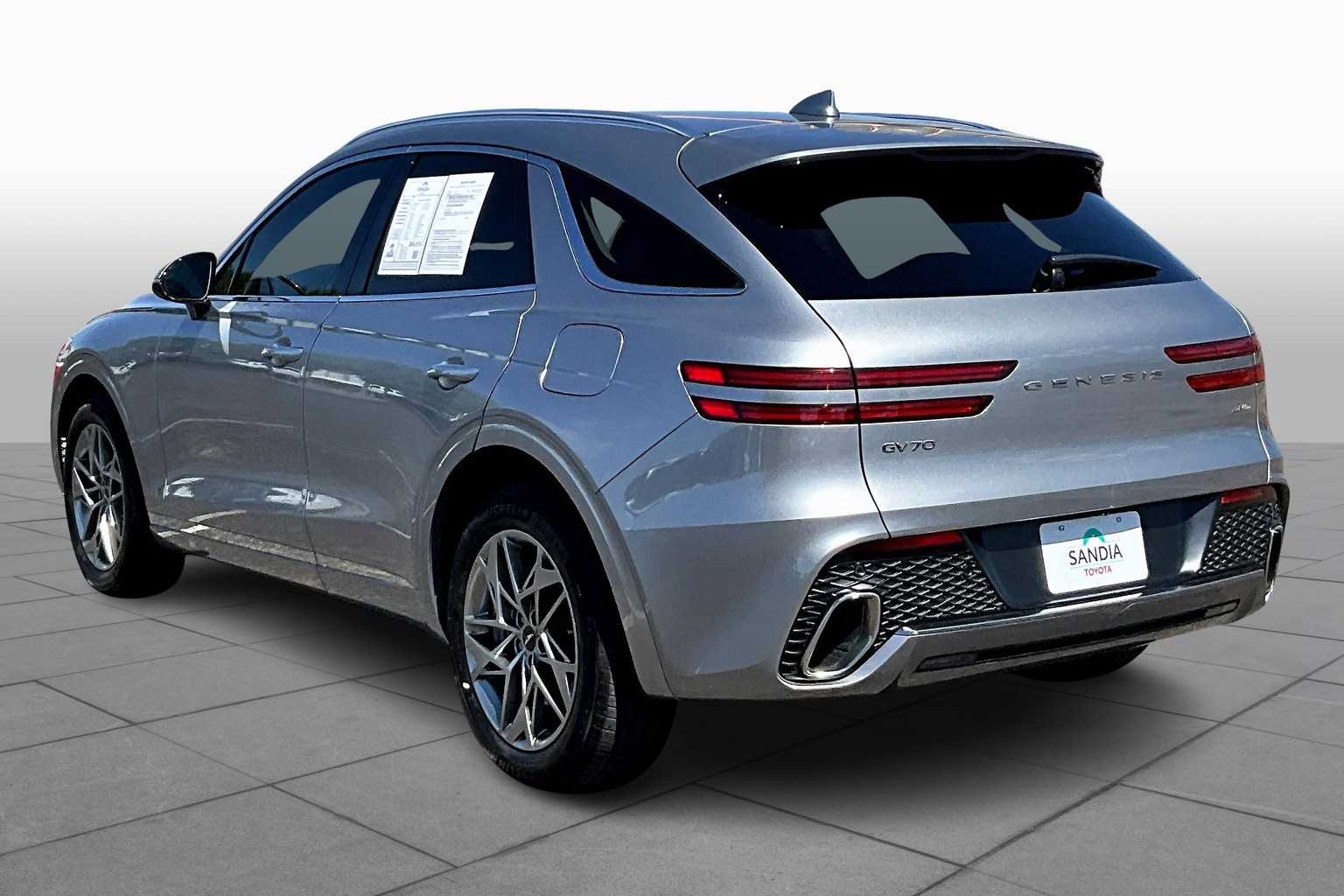 2024 Genesis GV70 2.5T photo 10
