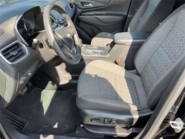 2022 Chevrolet Equinox LT photo 17