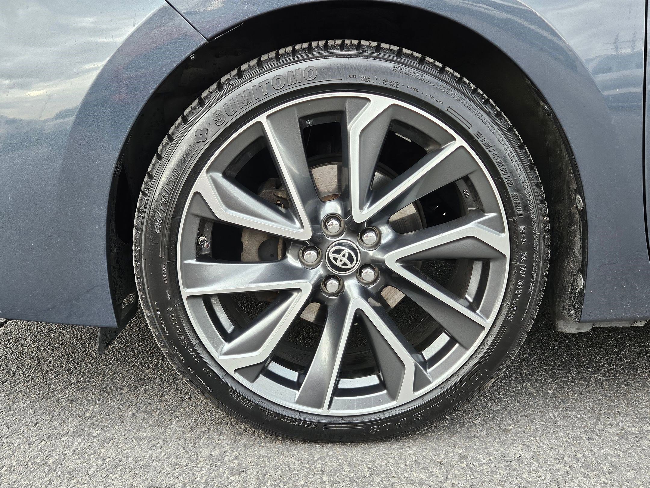 2018 Toyota Corolla L photo 9