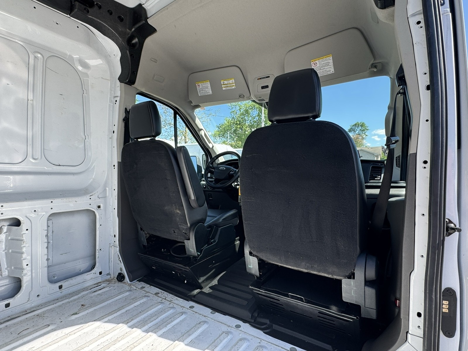 2023 Ford Transit Cargo Van photo 11